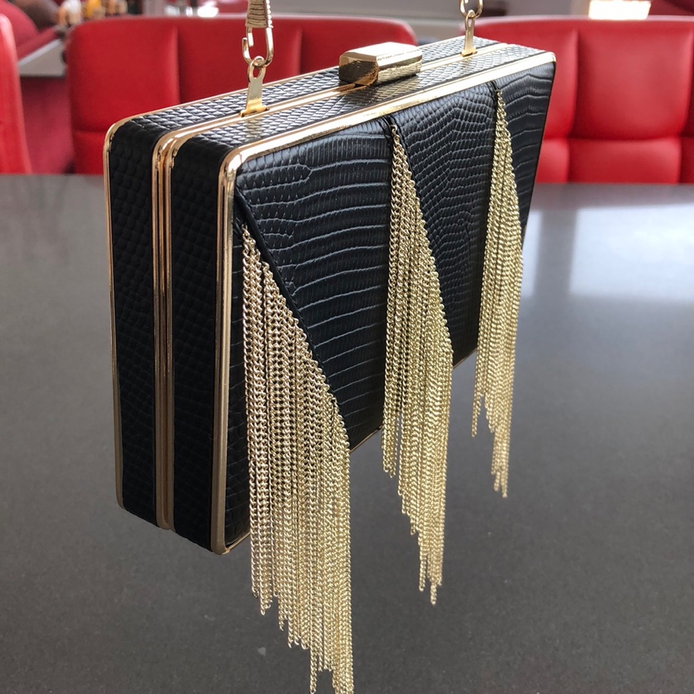 Hard case fringe bag - Picture 4 of 5